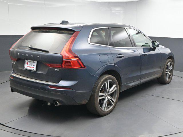 Photo of 2021 Denim Blue Metallic Volvo XC60
