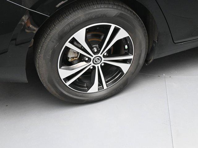 Photo of 2022 Super Black Nissan Sentra