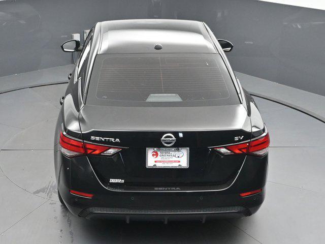 Photo of 2022 Super Black Nissan Sentra