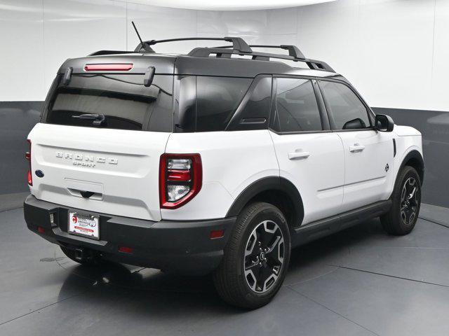 Photo of 2022 Oxford White Ford Bronco Sport