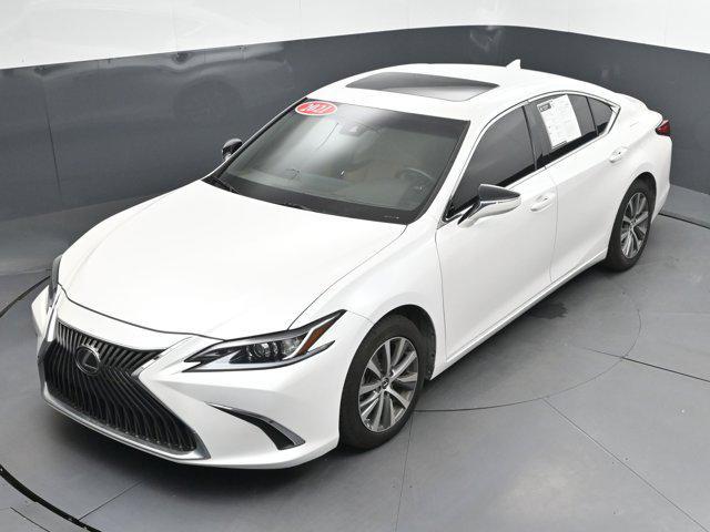 Photo of 2021 Eminent White Pearl Lexus ES 350