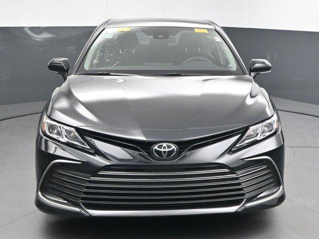 Photo of 2024 Midnight Black Metallic Toyota Camry