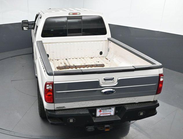 Photo of 2015 White Platinum Clearcoat Metallic Ford F-250
