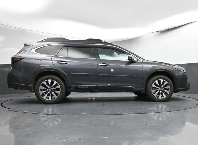 Photo of 2023 Magnetite Gray Metallic Subaru Outback