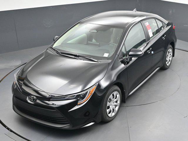 Photo of 2025 Midnight Black Metallic Toyota Corolla