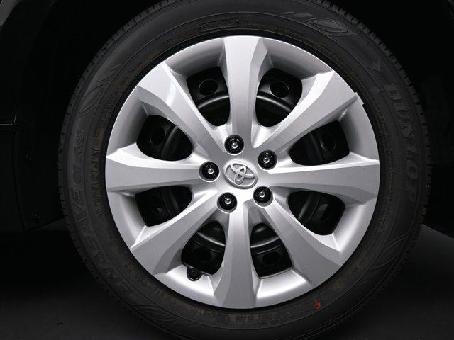 Photo of 2025 Midnight Black Metallic Toyota Corolla