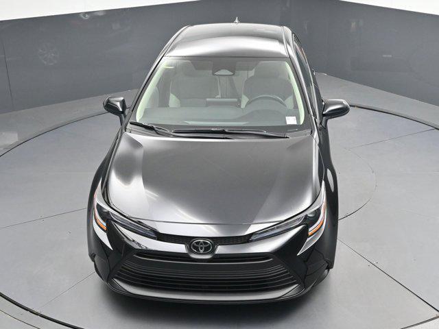 Photo of 2025 Midnight Black Metallic Toyota Corolla