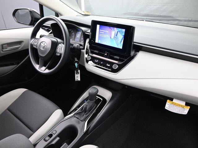 Photo of 2025 Midnight Black Metallic Toyota Corolla