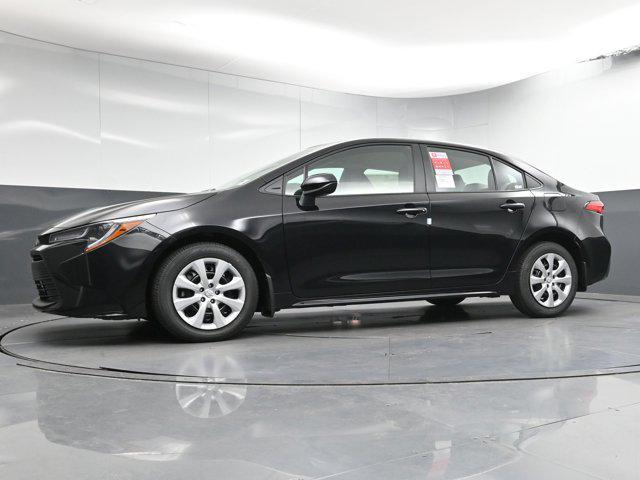 Photo of 2025 Midnight Black Metallic Toyota Corolla