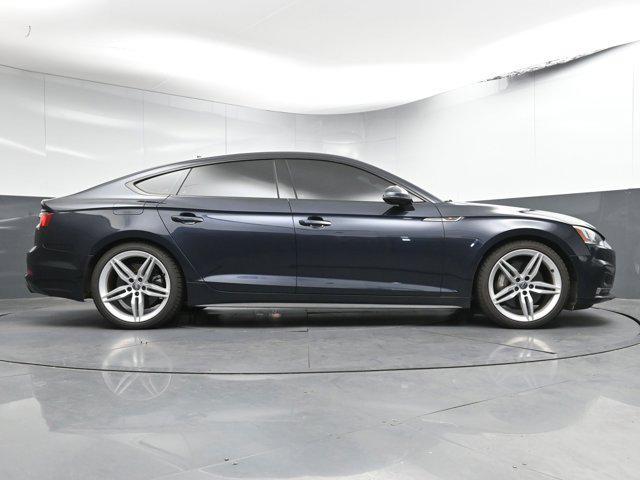 Photo of 2018 Black Roof Audi A5