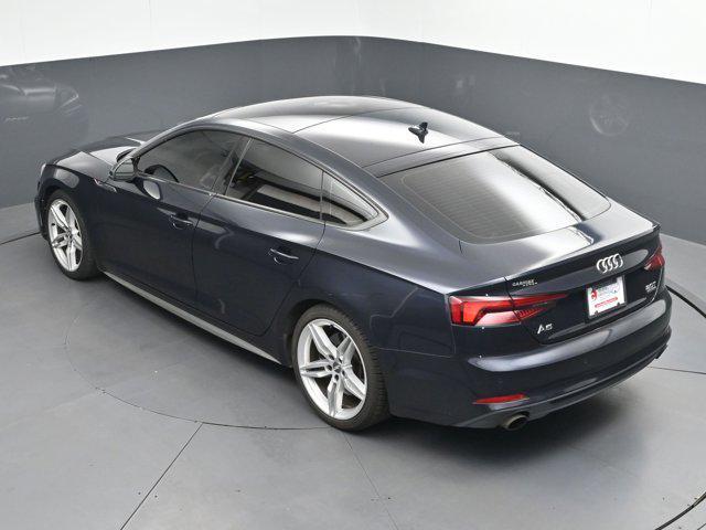 Photo of 2018 Black Roof Audi A5