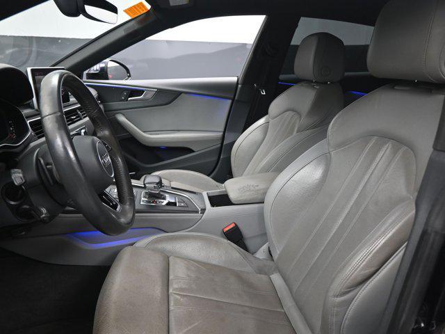 Photo of 2018 Black Roof Audi A5