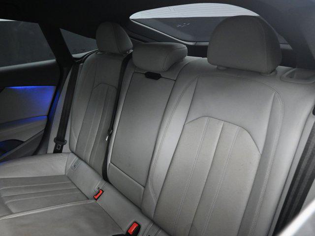 Photo of 2018 Black Roof Audi A5