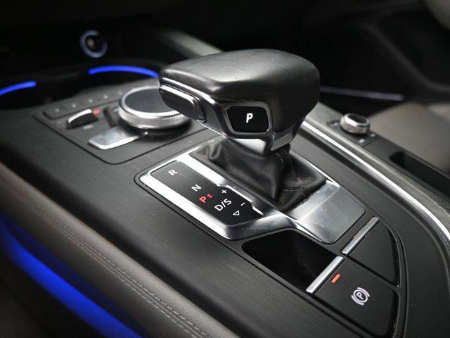 Photo of 2018 Black Roof Audi A5