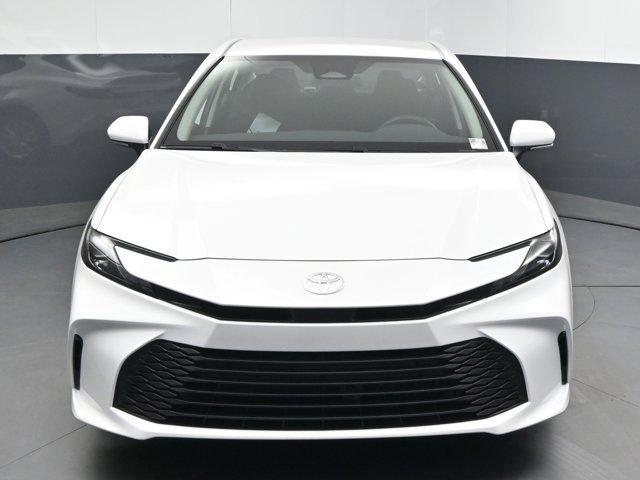 Photo of 2025 Ice Cap Toyota Camry