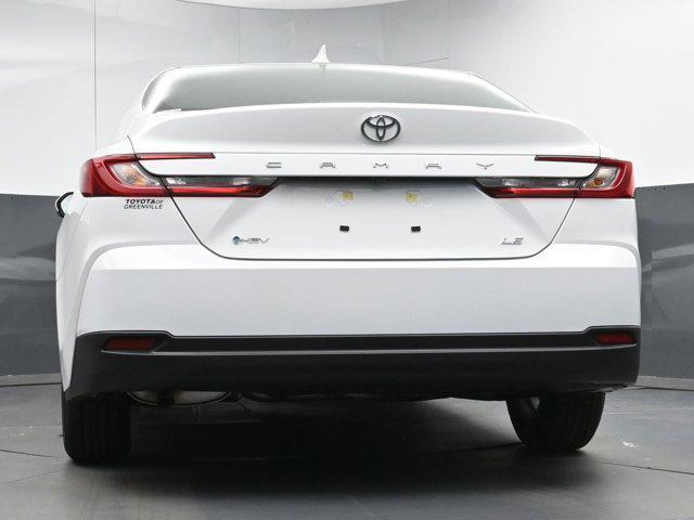Photo of 2025 Ice Cap Toyota Camry