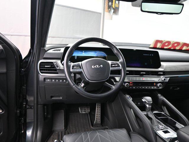 Photo of 2024 Gravity Gray Kia Telluride