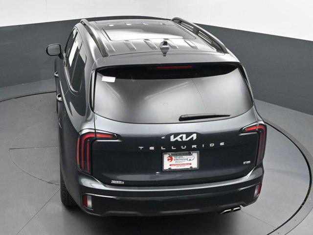 Photo of 2024 Gravity Gray Kia Telluride