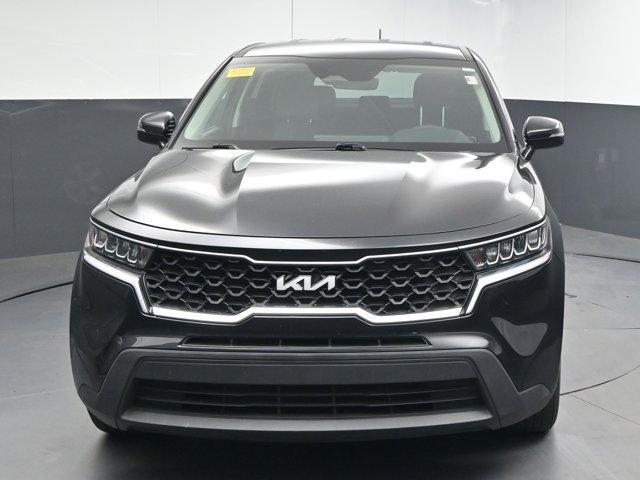 Photo of 2022 Ebony Black Kia Sorento