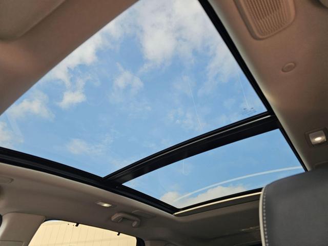 Photo of 2026 Majestic Black Pearl Acura MDX