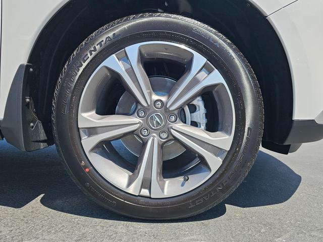 Photo of 2025 Platinum White Pearl Acura RDX