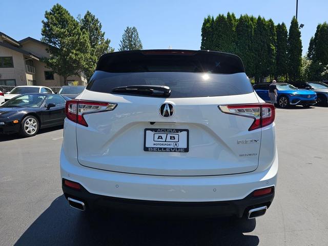 Photo of 2025 Platinum White Pearl Acura RDX