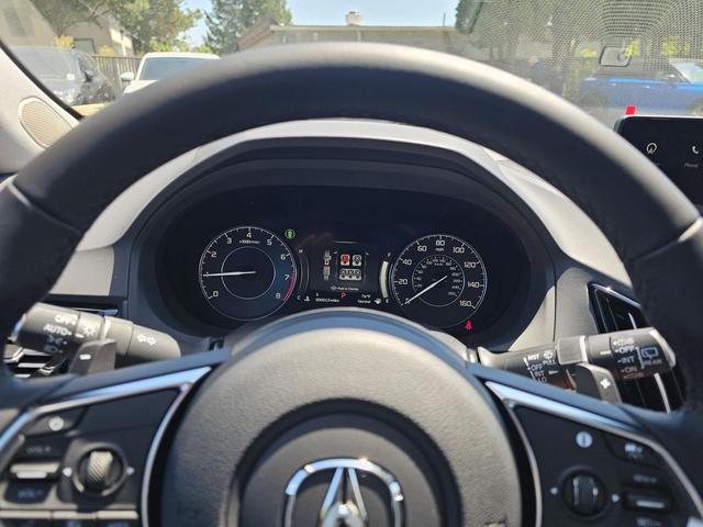 Photo of 2025 Platinum White Pearl Acura RDX