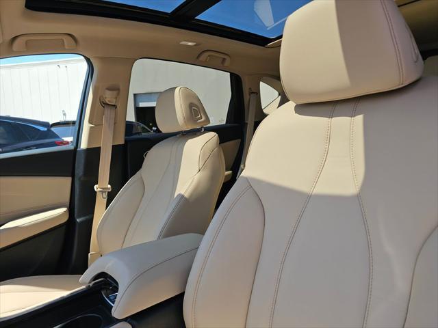 Photo of 2024 Platinum White Pearl Acura RDX