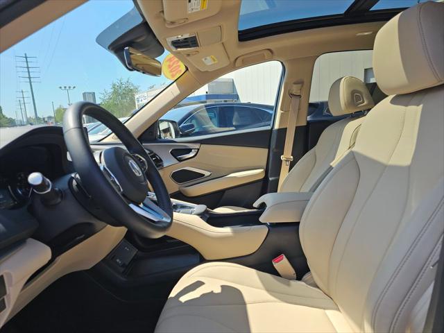 Photo of 2024 Platinum White Pearl Acura RDX