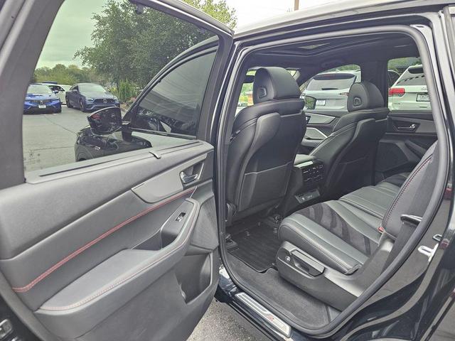 Photo of 2023 Majestic Black Pearl Acura MDX
