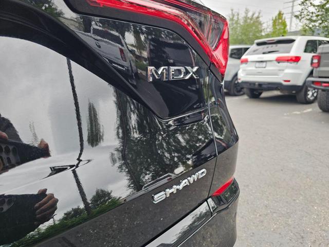 Photo of 2023 Majestic Black Pearl Acura MDX
