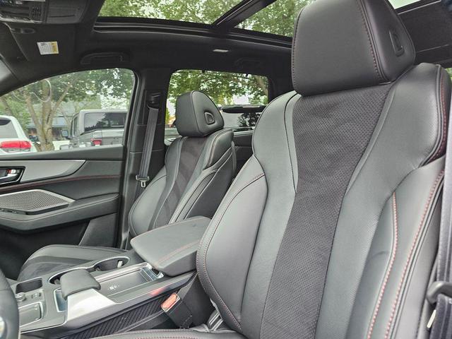 Photo of 2023 Majestic Black Pearl Acura MDX