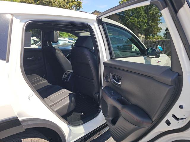 Photo of 2025 Platinum White Pearl Acura ADX