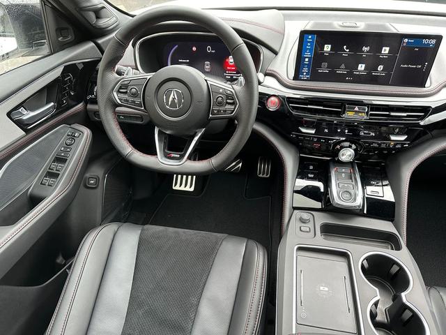 Photo of 2025 Platinum White Pearl Acura MDX