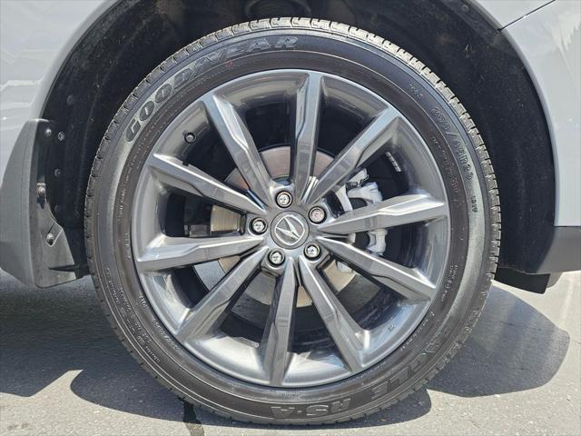 Photo of 2025 Urban Gray Pearl Acura RDX