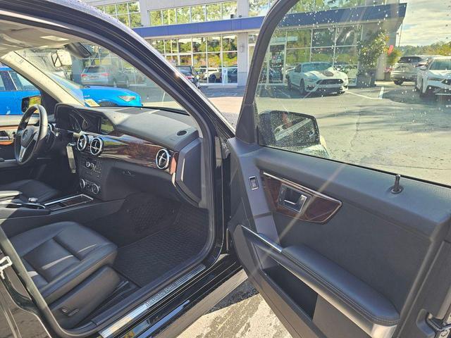 Photo of 2014 Black Mercedes-Benz GLK-Class