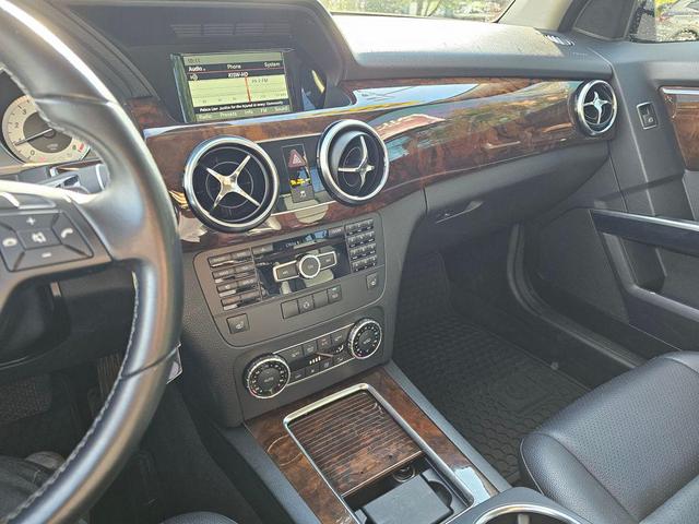 Photo of 2014 Black Mercedes-Benz GLK-Class