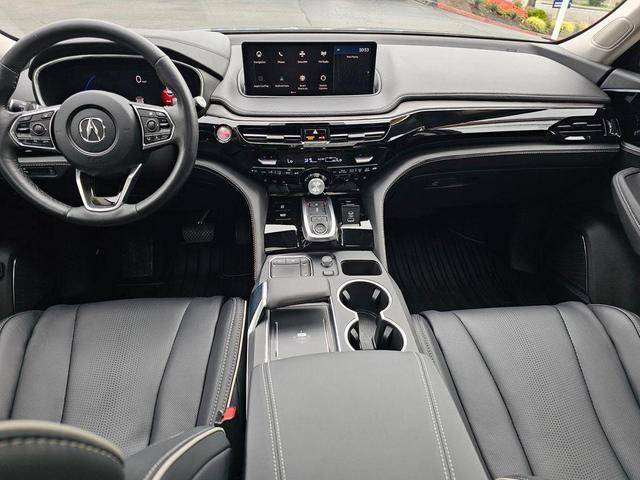 Photo of 2024 Lunar Silver Metallic Acura MDX