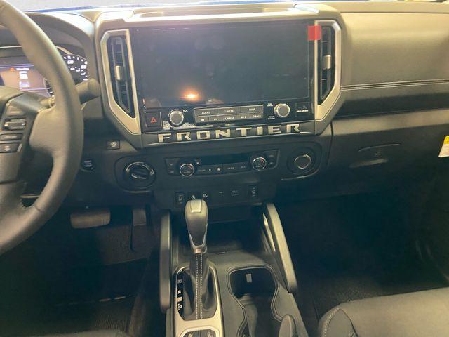 Photo of 2026 Bluestone Pearl Nissan Frontier
