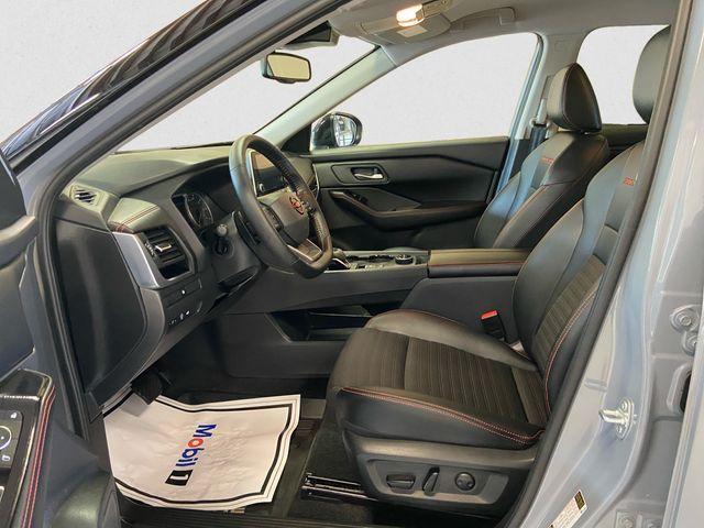 Photo of 2025 Boulder Gray Metallic Nissan Rogue