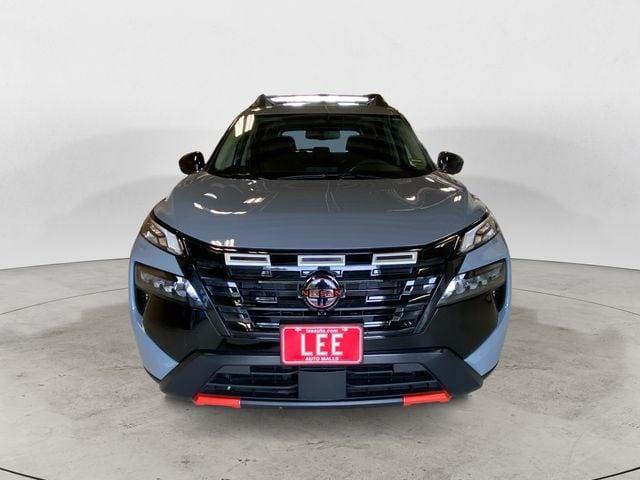 Photo of 2025 Boulder Gray Metallic Nissan Rogue