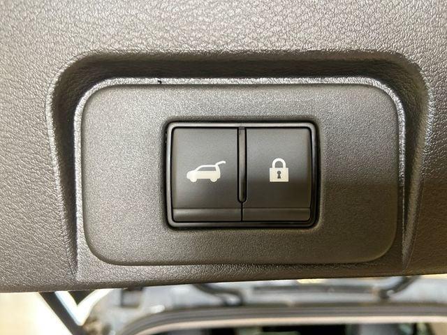 Photo of 2025 Boulder Gray Metallic Nissan Rogue