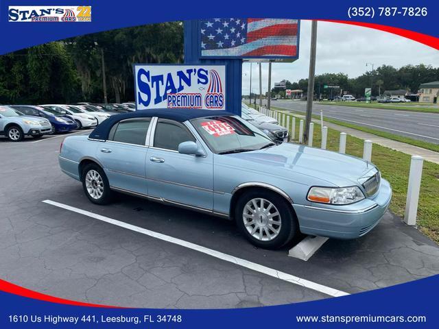 2006 Lincoln Town Car