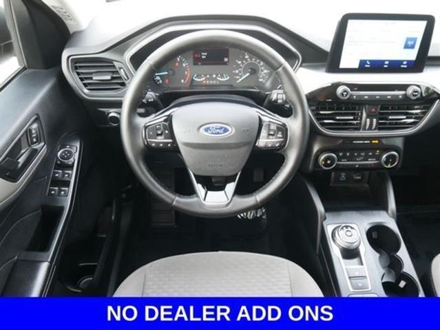 Photo of 2022 Oxford White Ford Escape