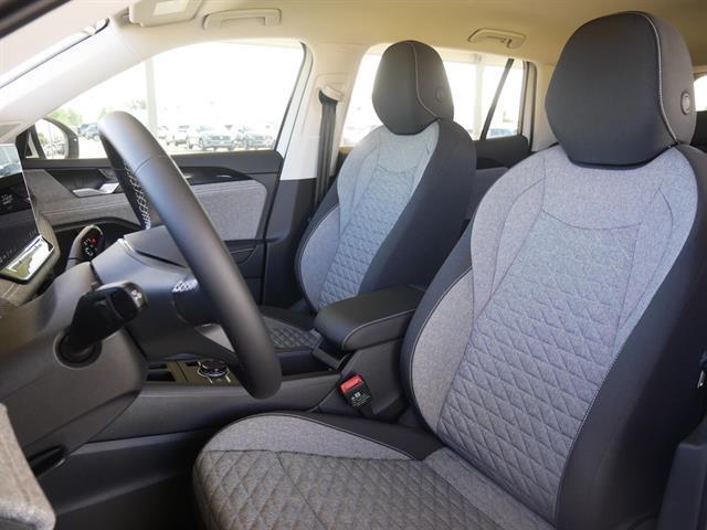 Photo of 2025 Pure White Volkswagen Tiguan