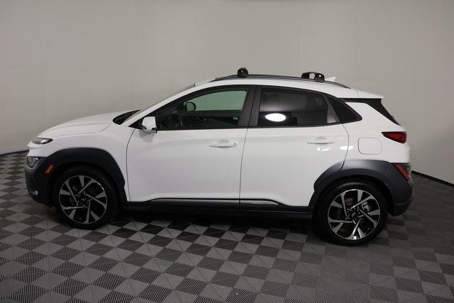 Photo of 2022 Lunar White Hyundai KONA