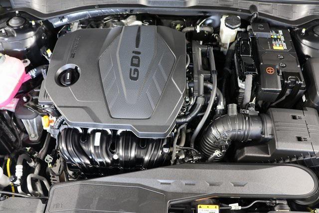 Photo of 2023 Onyx Black Hyundai SONATA