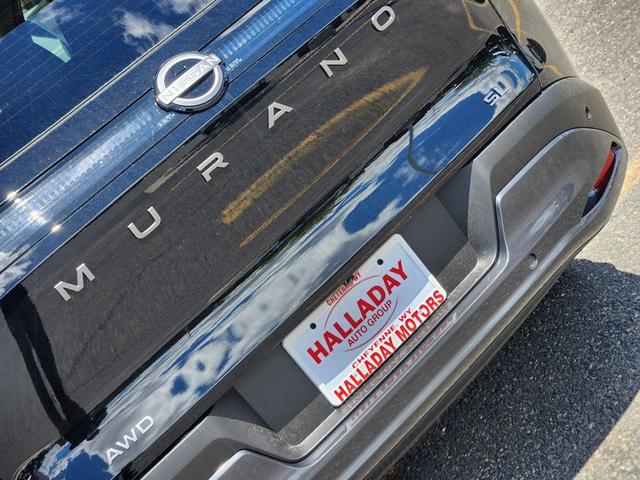 Photo of 2025 Super Black Nissan Murano
