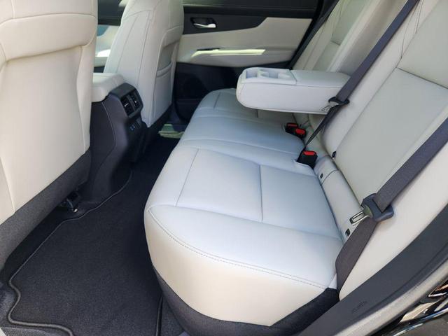 Photo of 2025 Super Black Nissan Murano