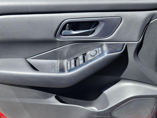 Photo of 2025 Scarlet Ember Tintcoat Nissan Rogue
